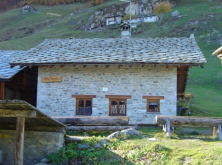 Rifugio alpino Alpenzu / 1779m / Loc. Alpenzu Grande / Gressoney-Saint-Jean